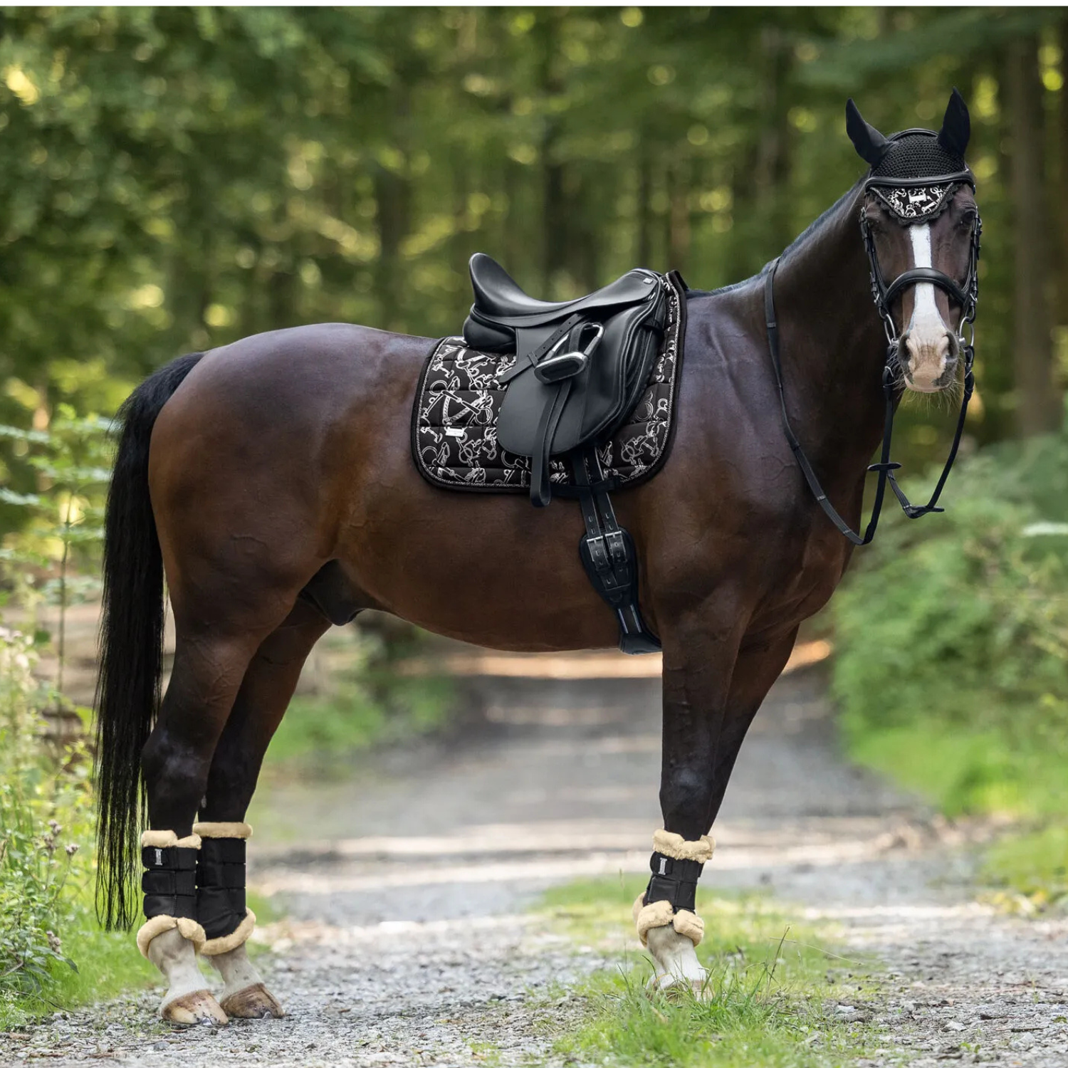 Noah | Signature zadeldek met bitprint en glanzende afwerking - Saddle Pad
